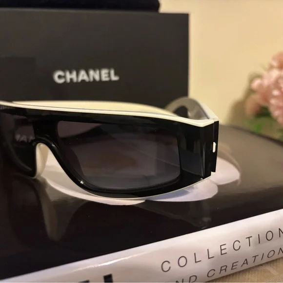 CHANEL Shield Sunglasses